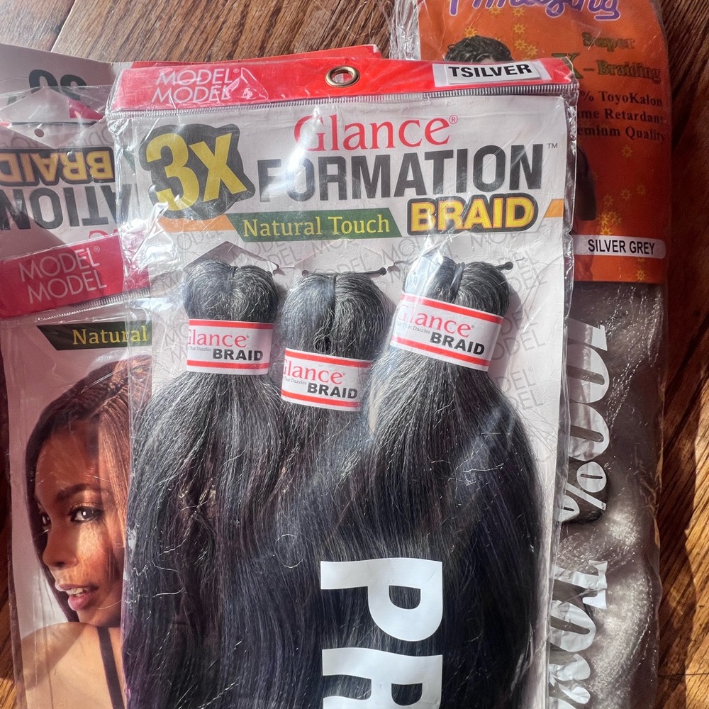 Glance Formation Braid Hair Extensions - Silver Gray
